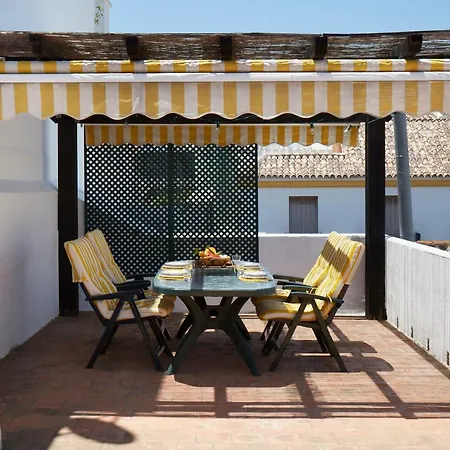 Central Old Town Apartment *